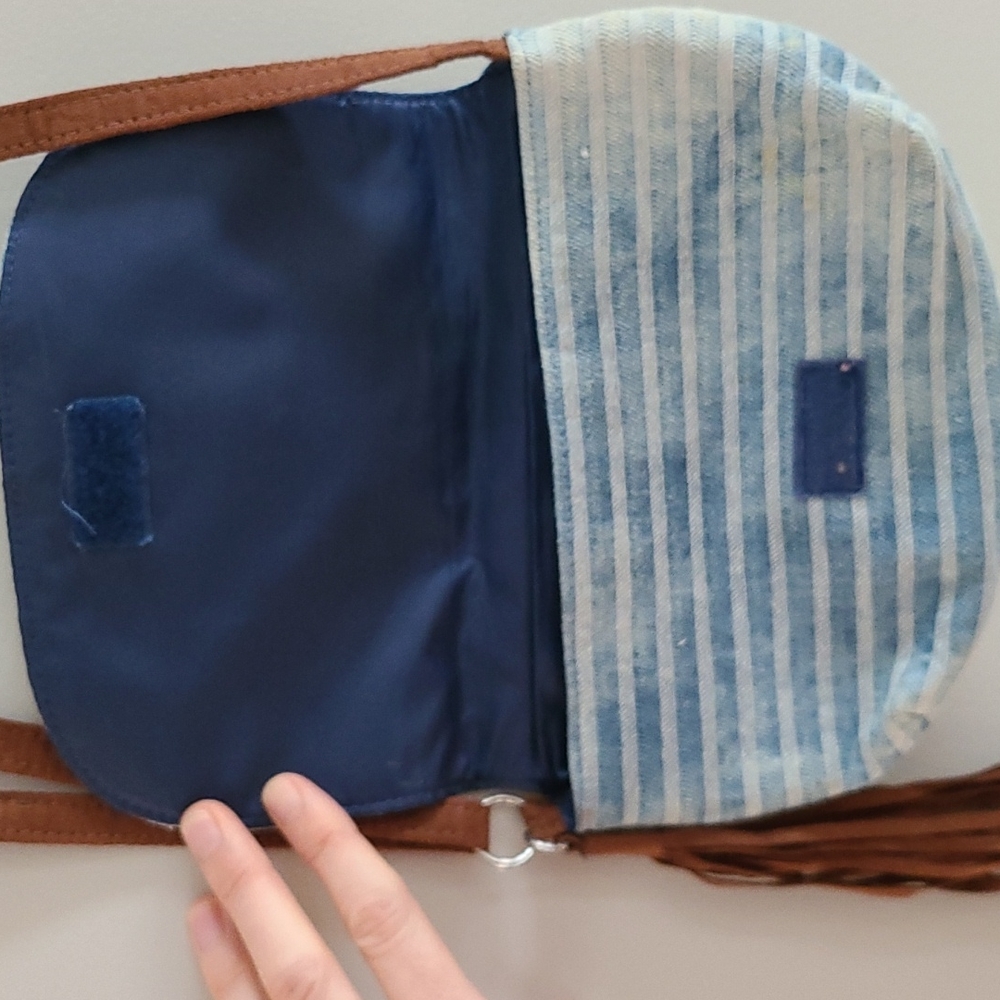Justice Purse - Picture 2 of 7